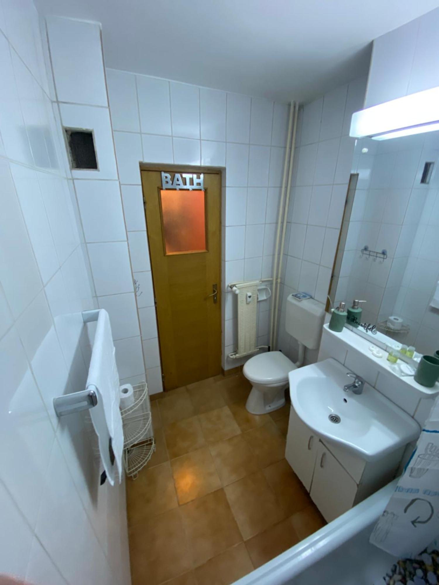 Central Relaxation Apartment Бухарест Экстерьер фото