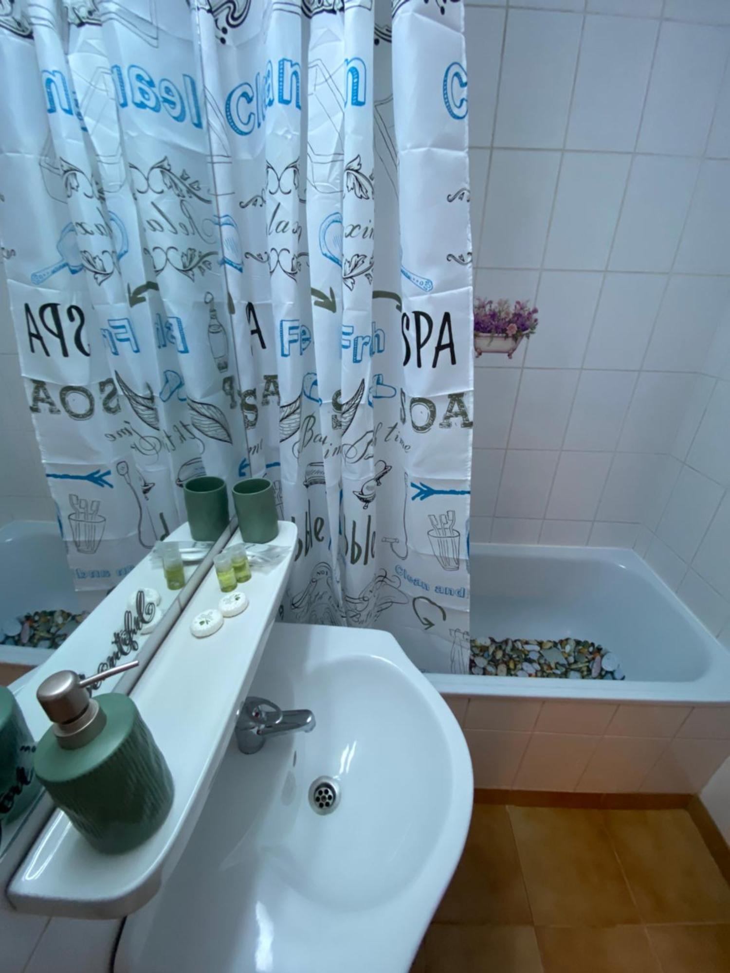 Central Relaxation Apartment Бухарест Экстерьер фото